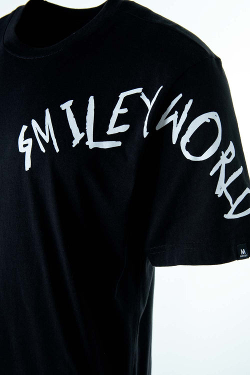 Card slide image -  CAMISETA DE SMILEY NEGRA CON MANGA CORTA GÉNERO NEUTRO