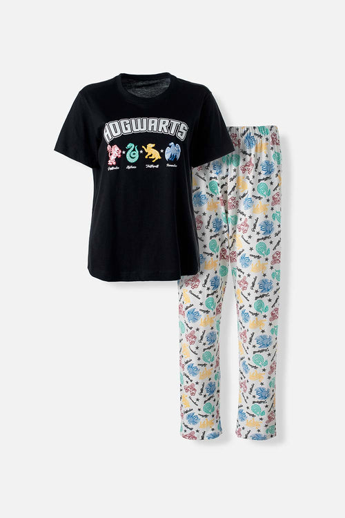 Card slide image -  PIJAMA DE HARRY POTTER NEGRA Y MULTICOLOR DE PANTALÓN LARGO PARA MUJER