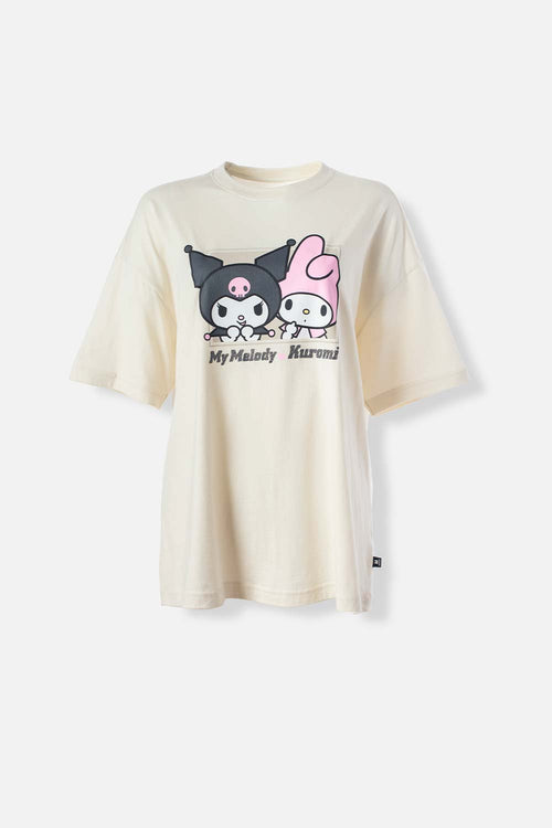 Card slide image -  CAMISETA DE MY MELODY & KUROMI RELAX FIT PARA MUJER