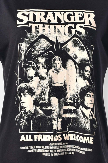  CAMISETA STRANGER THINGS REGULAR FIT PARA MUJER