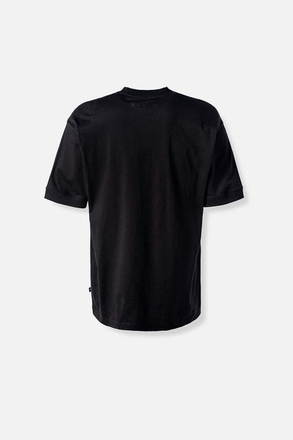  CAMISETA DE ONE PIECE REGULAR FIT PARA HOMBRE