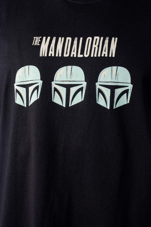 Card slide image -  PIJAMA DE MANDALORIAN CON PANTALON CORTO PARA HOMBRE