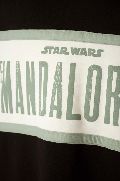  BUZO DE DE MANDALORIAN REGULAR FIT CERRADO PARA HOMBRE