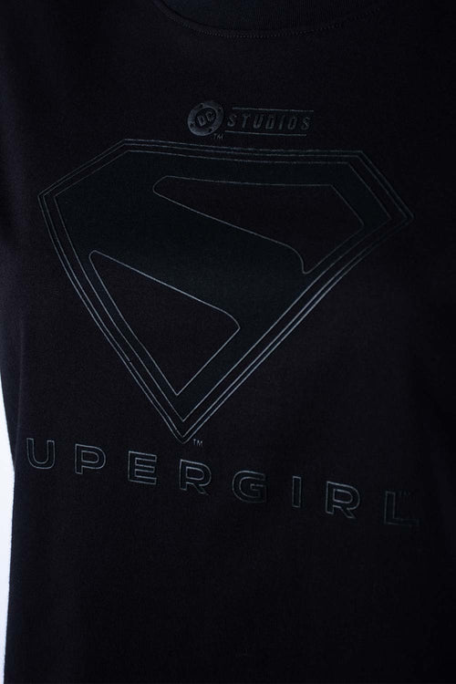 Card slide image -  CAMISETA DE SUPERGIRL SLIM FIT PARA MUJER