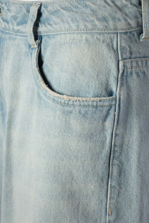 Card slide image -  SHORT DE MOVIES DENIM PARA MUJER